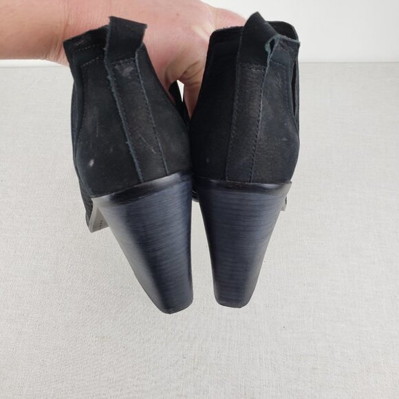 Vince Camuto Kensa Peep Toe Heeled Booties Black Perforated Low Side Size 11 - Picture 5 of 13